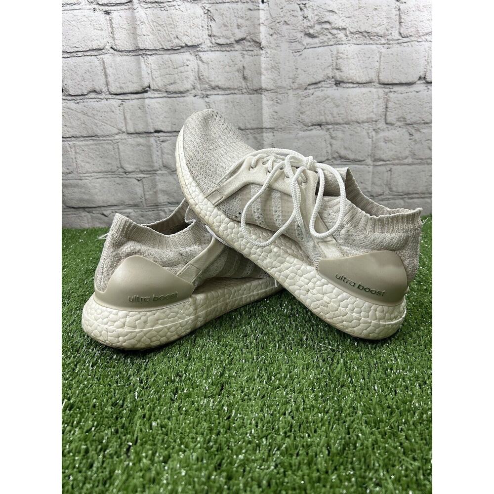 Adidas Womens Ultra Boost Continental 116757386 YYA606001 Size 10 Off White
